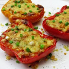 Фаршированный запеченный перец