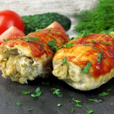 Куриные рулетики с начинкой